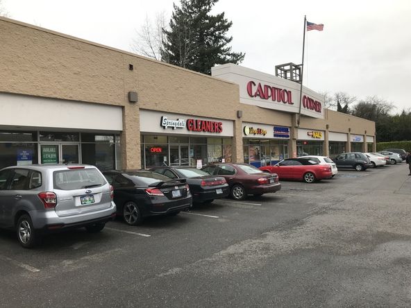Capitol Corner: 10075 SW Barbur Blvd, Portland, OR 97219